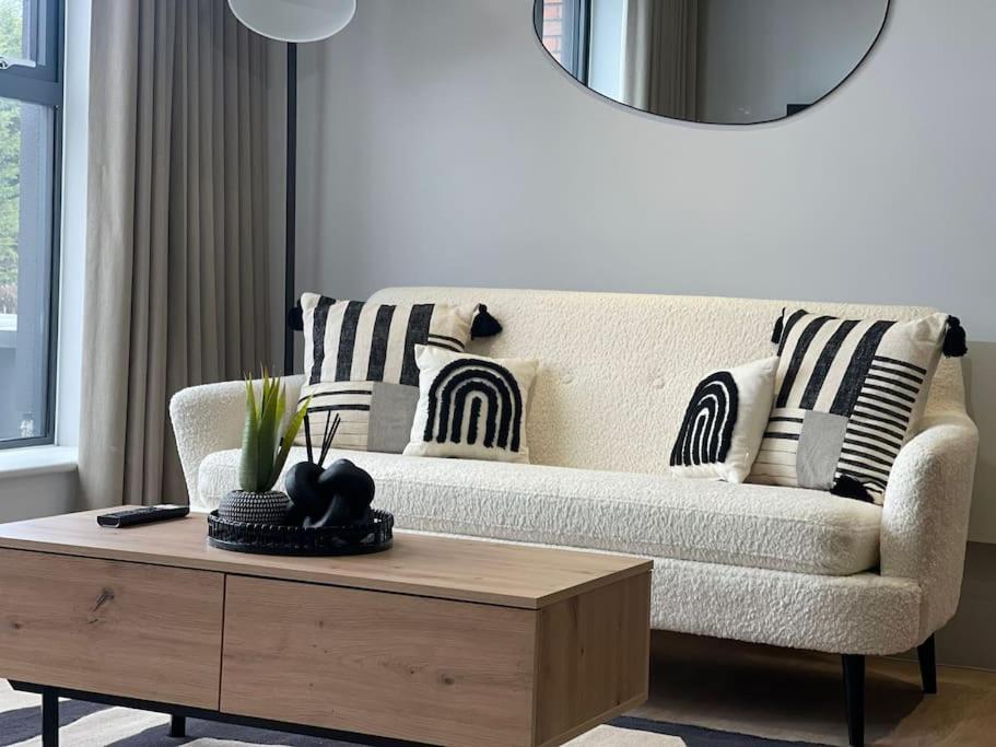 Trendy Apartment In Cardiff Free Parking Dış mekan fotoğraf